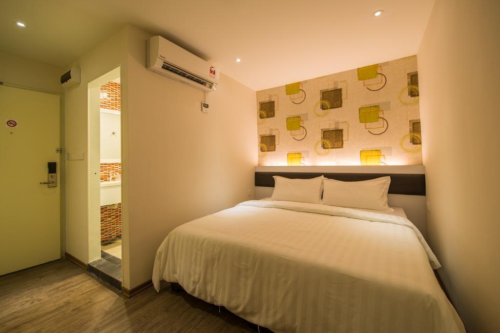 Riverfront Sentral Hotel Малакка Экстерьер фото