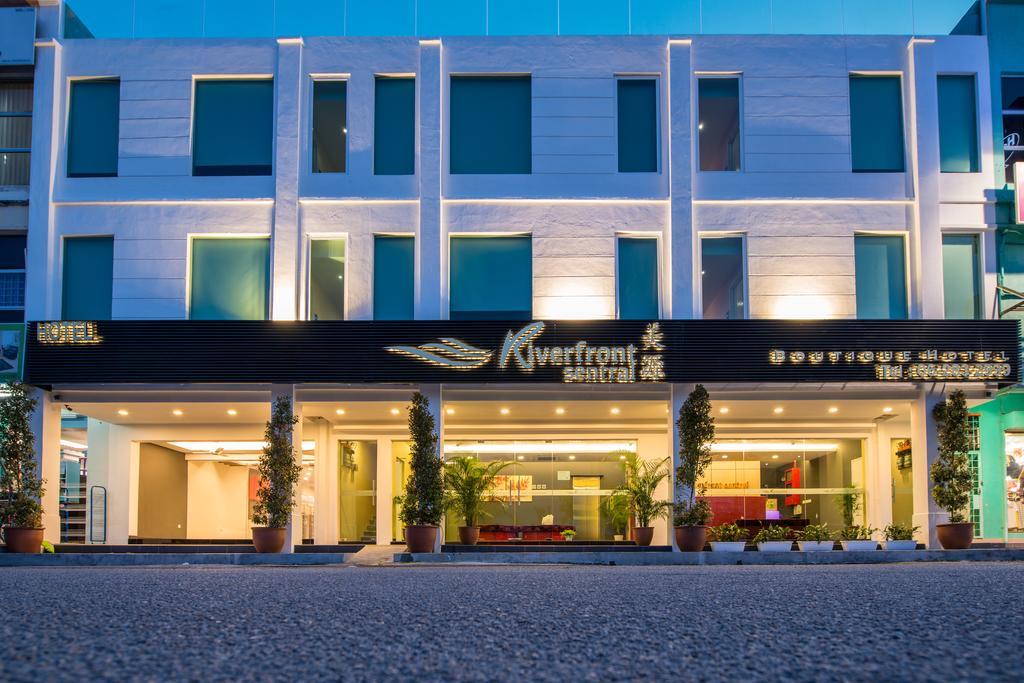 Riverfront Sentral Hotel Малакка Экстерьер фото