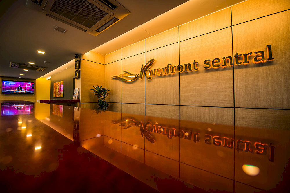 Riverfront Sentral Hotel Малакка Экстерьер фото