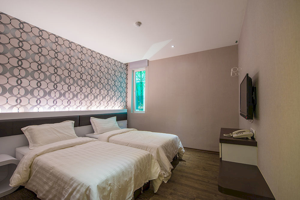 Riverfront Sentral Hotel Малакка Экстерьер фото