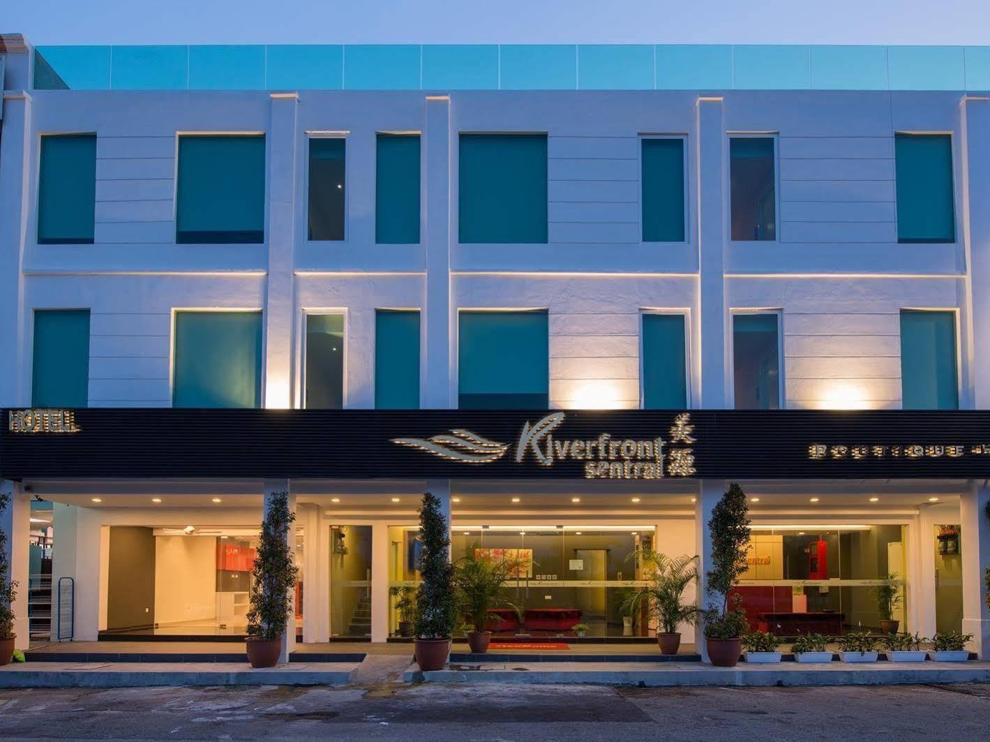 Riverfront Sentral Hotel Малакка Экстерьер фото